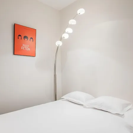 Veeve - Light & Luxe In Les Batignolles Paris