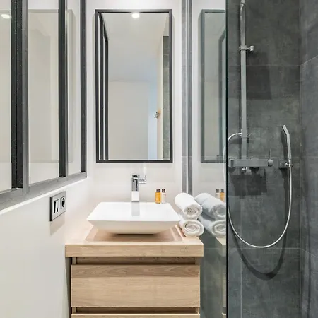 Apartment Veeve - Light & Luxe In Les Batignolles