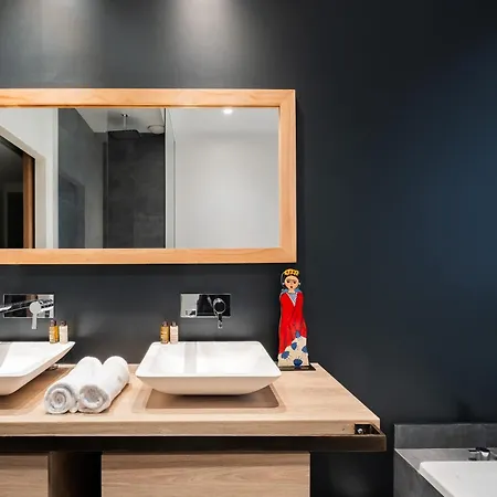 Veeve - Light & Luxe In Les Batignolles 아파트 *