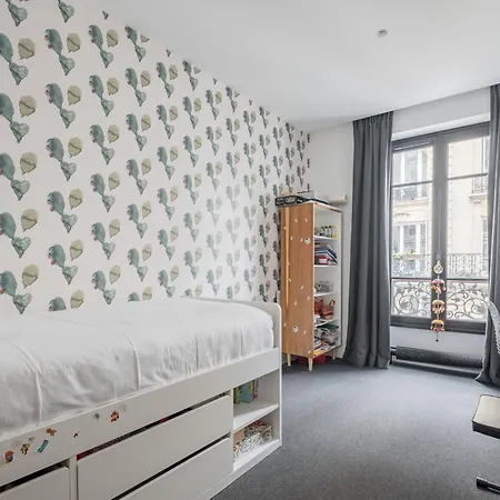 Veeve - Light & Luxe In Les Batignolles *