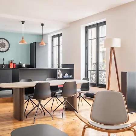 Veeve - Light & Luxe In Les Batignolles